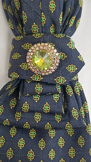 Cravatta gioiello blu e verde