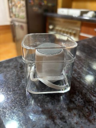 Altavoz Mini Portátil Blanco usado una vez