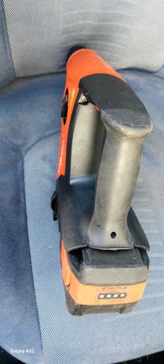 Tassellatore Hilti TE 7-A con aspirapolvere