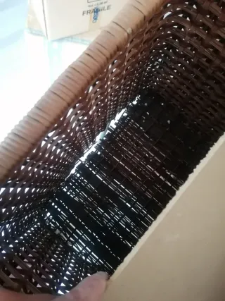 Estantería de Forja con Cestas de mimbre