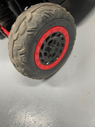 Coche eléctrico infantil Can-Am Maverick 24v