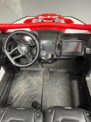 Coche eléctrico infantil Can-Am Maverick 24v