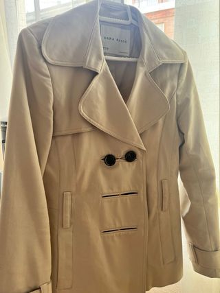 Gabardina Zara Basic Beige Talla M