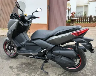 Yamaha X MAX 125 Gris