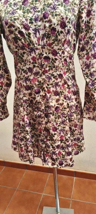 Vestido floral multicolor talla M
