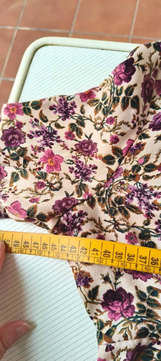 Vestido floral multicolor talla M