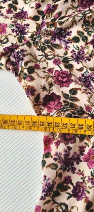 Vestido floral multicolor talla M