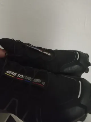 Salomon Speedcross 4 no hago envios del número 42.