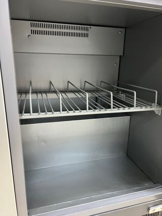 Nevera expositora doble puerta cristal