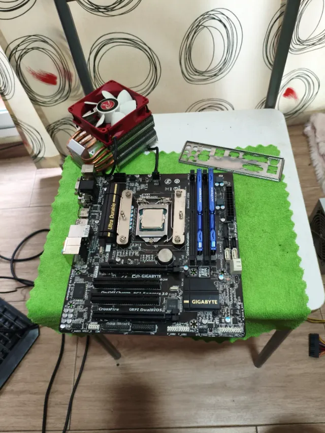 Lote CPU-i7+RAM y placa base