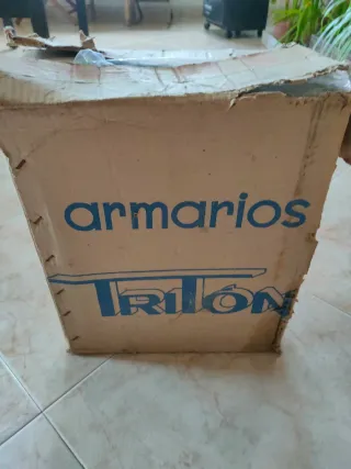 Botiquín antiguo metálico