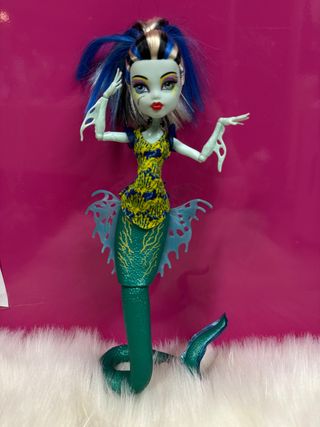 Muñeca Monster High Frankie Stein Sirena