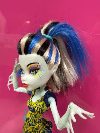 Muñeca Monster High Frankie Stein Sirena