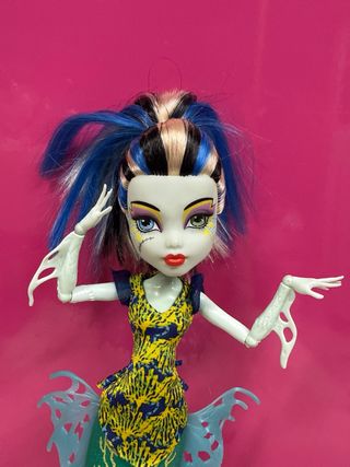 Muñeca Monster High Frankie Stein Sirena