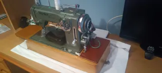 Máquina de coser Refrey Transforma