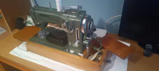 Máquina de coser Refrey Transforma