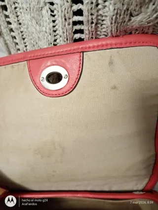 Bolso bandolera piel Coach beige y coral