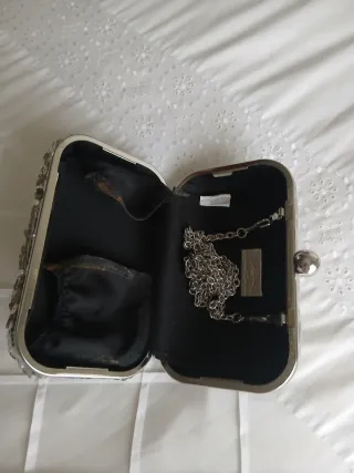 Bolso de fiesta plata y oro con pedrería