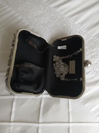 Bolso de fiesta plata y oro con pedrería