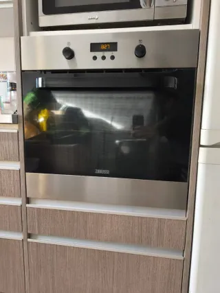 Horno Eléctrico Zanussi