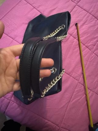 Borsa Byblos nera con dettagli