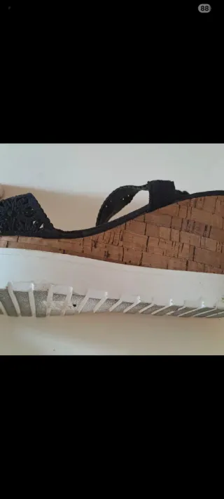 Sandali con zeppa neri