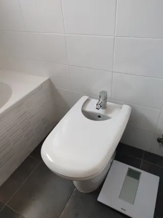 Mueble de baño madera y metal