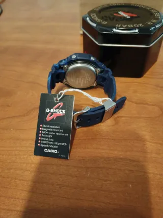 Reloj Casio G-Shock Azul y Blanco