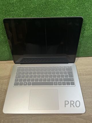 Ordenador Portátil Microsoft Studio 2