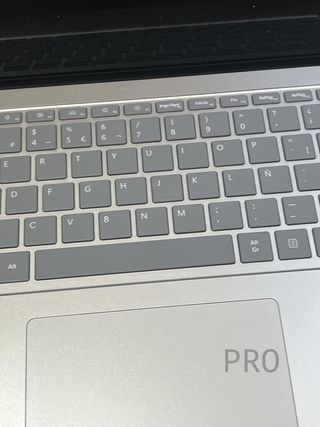 Ordenador Portátil Microsoft Studio 2