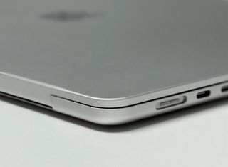 MacBook Air 15” M3 Plata