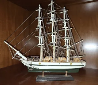 Maqueta barco de vela