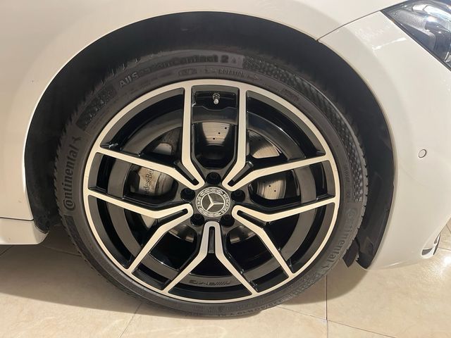 Mercedes-Benz Clase C300 AMG 258cv