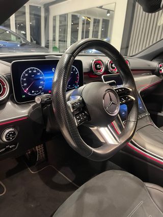 Mercedes-Benz Clase C300 AMG 258cv