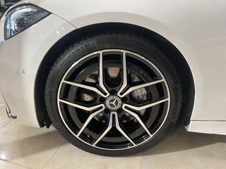 Mercedes-Benz Clase C300 AMG 258cv