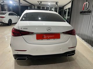 Mercedes-Benz Clase C300 AMG 258cv