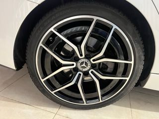 Mercedes-Benz Clase C300 AMG 258cv