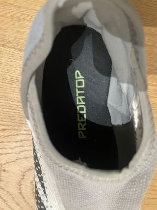 Zapatillas Adidas Predator Fútbol Césped. 41 1/2