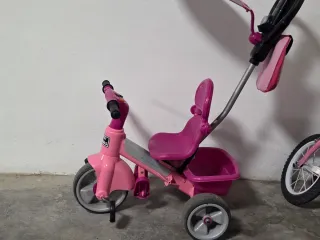 Triciclo rosa para bebé de Feber