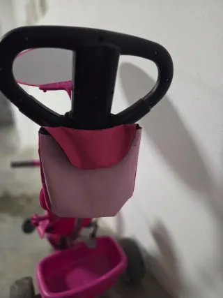 Triciclo rosa para bebé de Feber