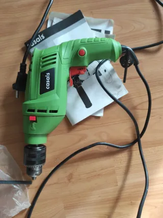 Taladro percutor Casals VT602