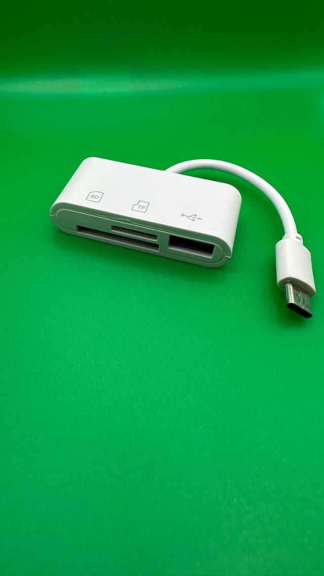 Adaptador Hub USB-C 3 en 1