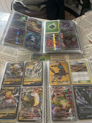 2 Álbumes de  cromos Pokémon