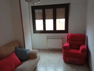 Se vende piso sin gastos de comunidad  .