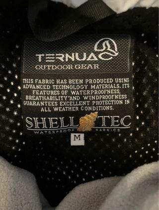 Cazadora Ternua Forro Polar y Chubasquero Talla M