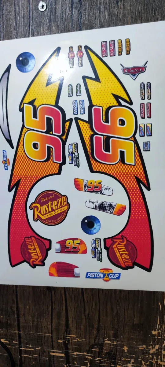 Stickers de Rayo McQueen Cars 95 para coche 1/10