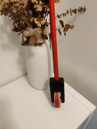 Caballo de madera con ruedas