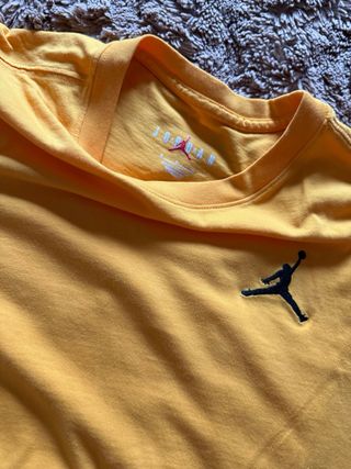 Camiseta Jordan Amarilla