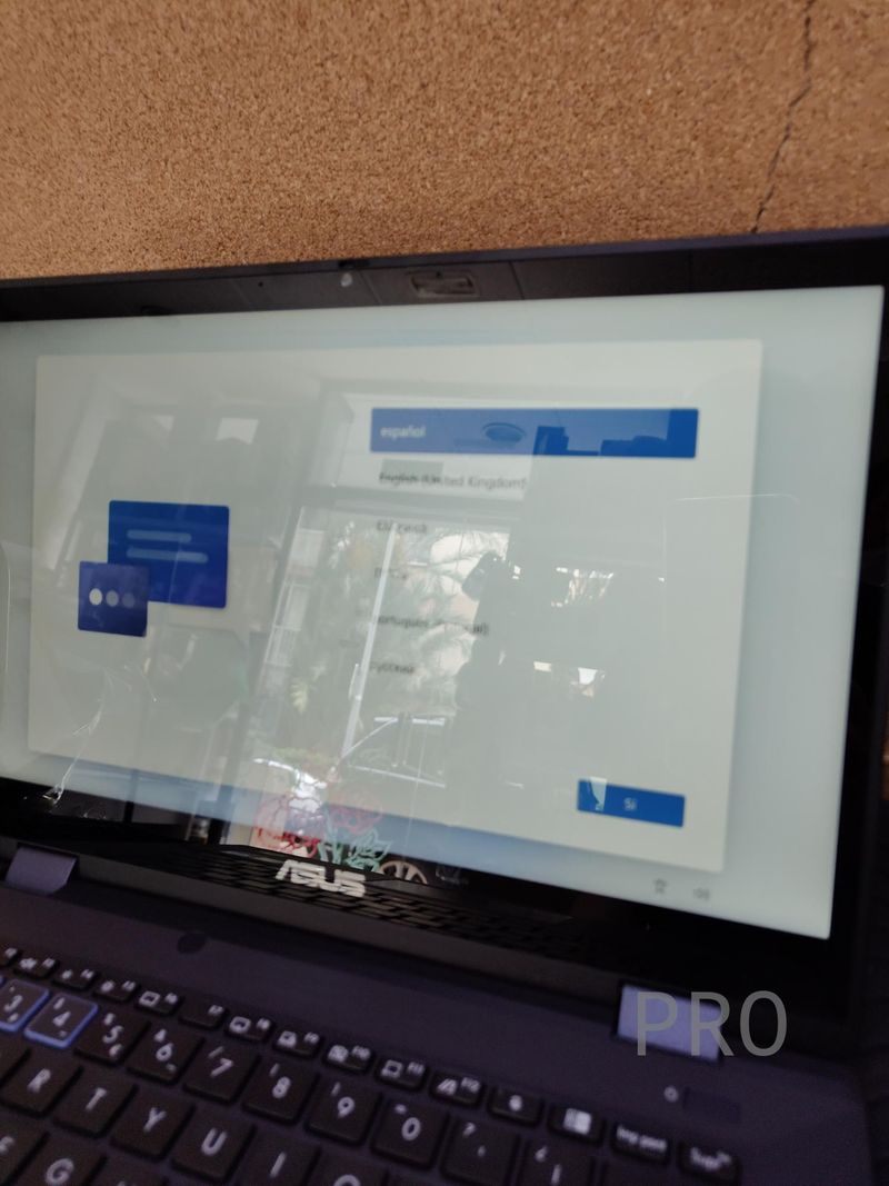 Ordenador portátil convertible Asus afbeelding 3