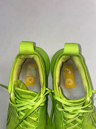 Asics Nimbus 25 Scarpe da Running Verde Fluo